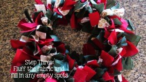 Fabric Shag Wreath (4)